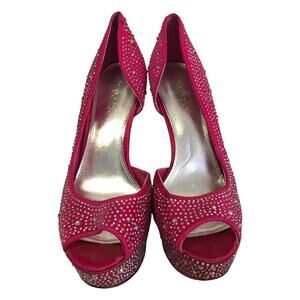 Bakers Showstopper Platform Pump Shoes Womens 10M Pink Peep Toe Rhinestone Heel